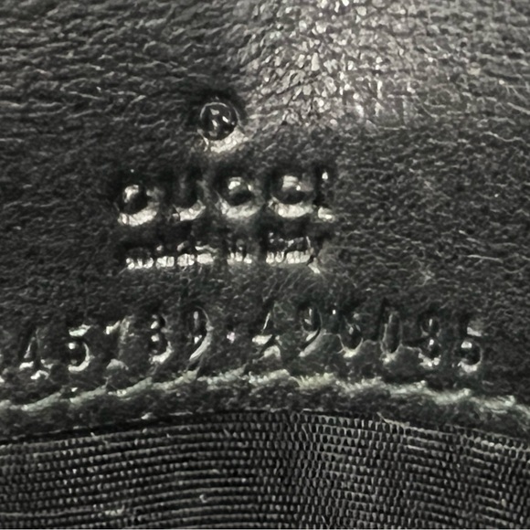 Gucci GG Leather Continental Wallet - Picture 6 of 9